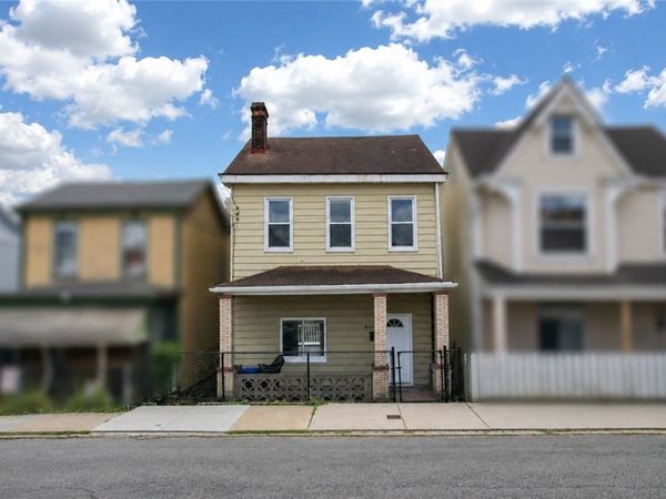 826 Eureka St, Pittsburgh, PA 15210