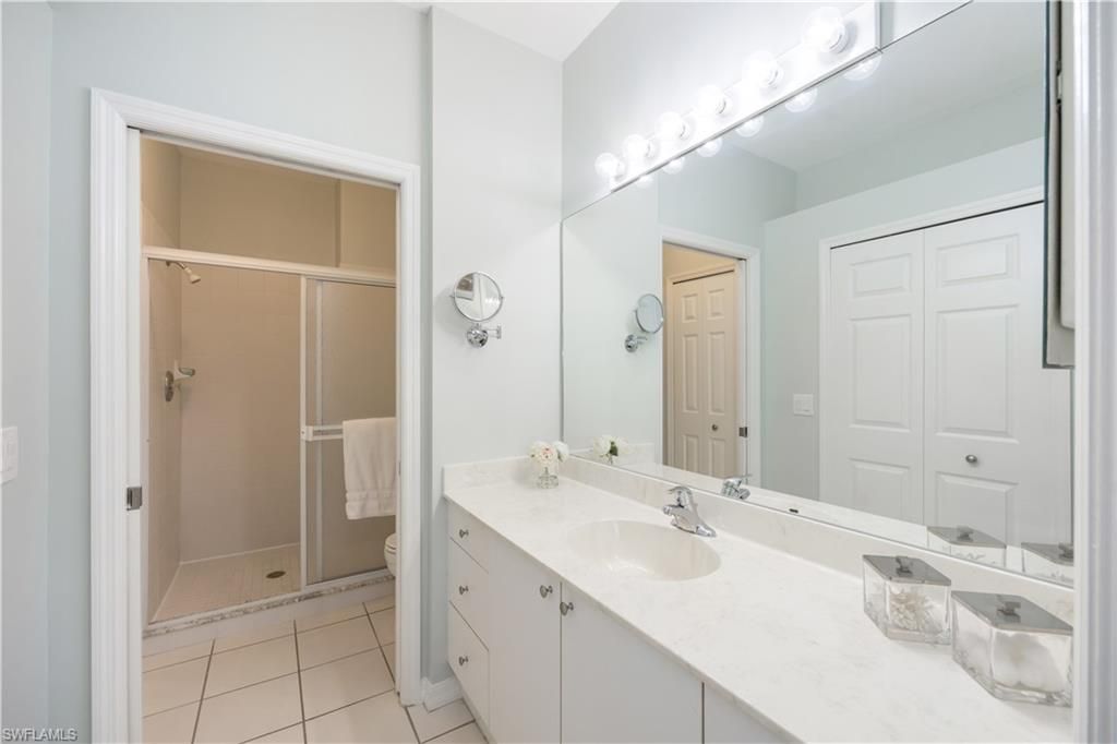 5693 Heron Ln, Unit 508, Naples, FL 34110 Photo