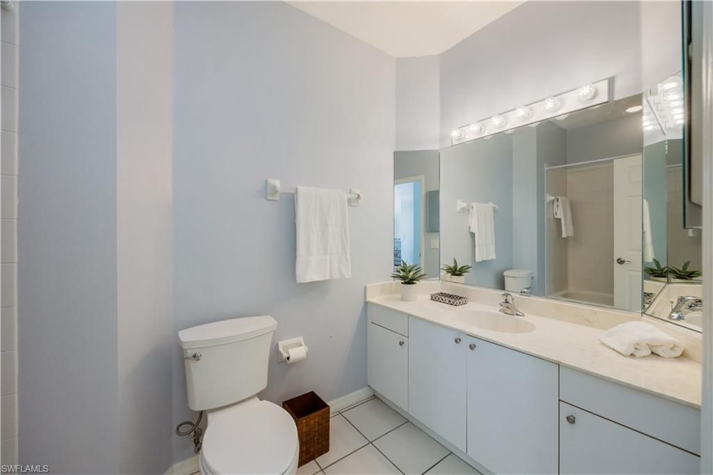 5693 Heron Ln, Unit 508, Naples, FL 34110 Photo