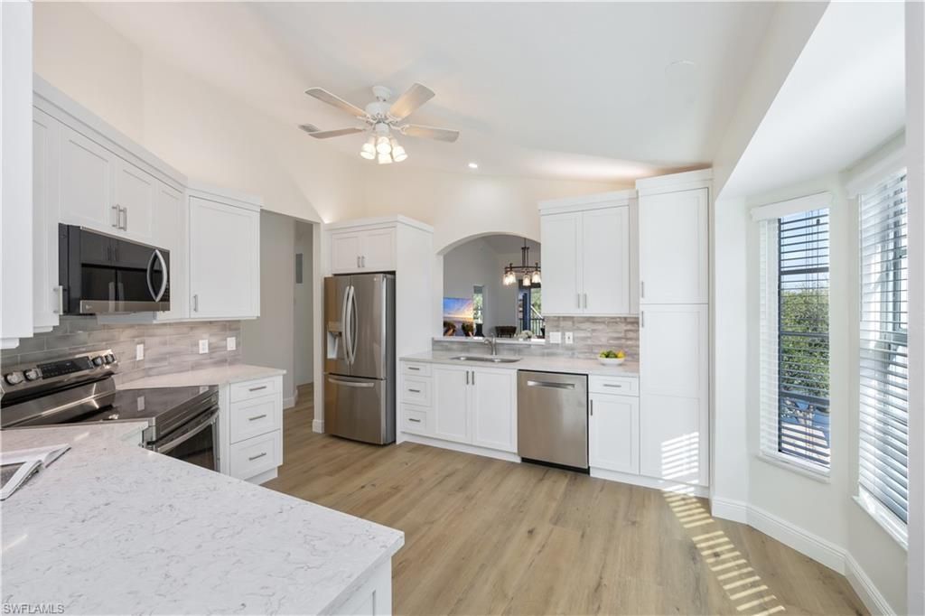 5693 Heron Ln, Unit 508, Naples, FL 34110 Photo
