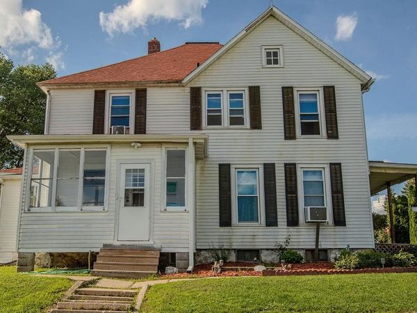 102 S Rock City Road, GERMAN VALLEY, IL 61039
