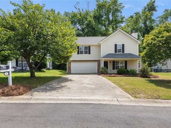 147 Richmond Drive , Dawsonville, GA 30534