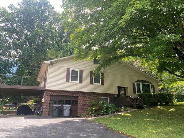 1104 Windover Road, Randleman, NC 27317