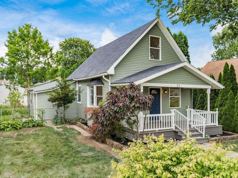 23 E Oak Street , Canal Winchester, OH 43110 Photo 3