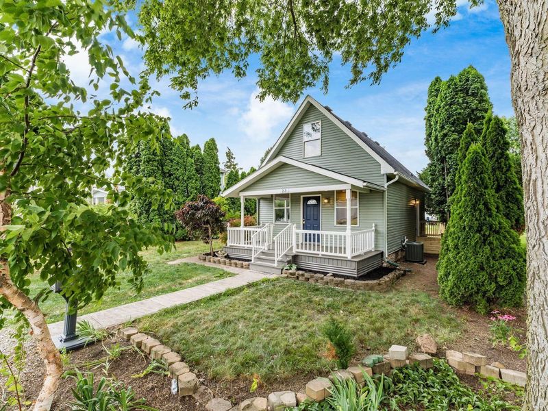 23 E Oak Street , Canal Winchester, OH 43110 Photo 6