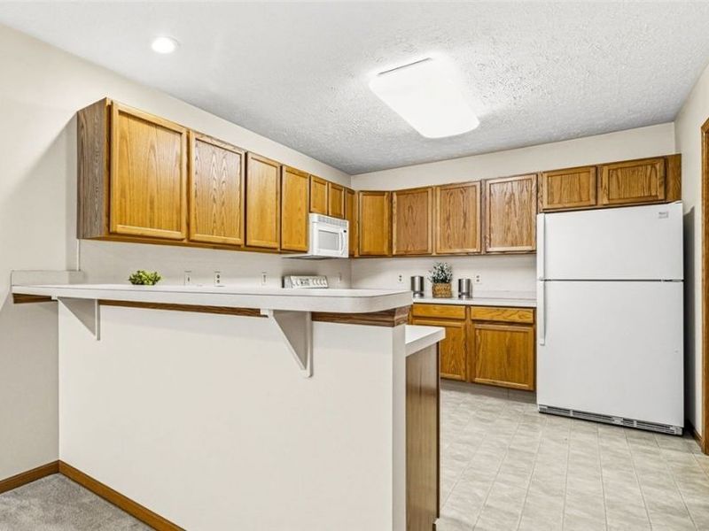 7576 Monterey Bay Drive, Unit 5, Mentor on the Lake, OH 44060 Photo 14