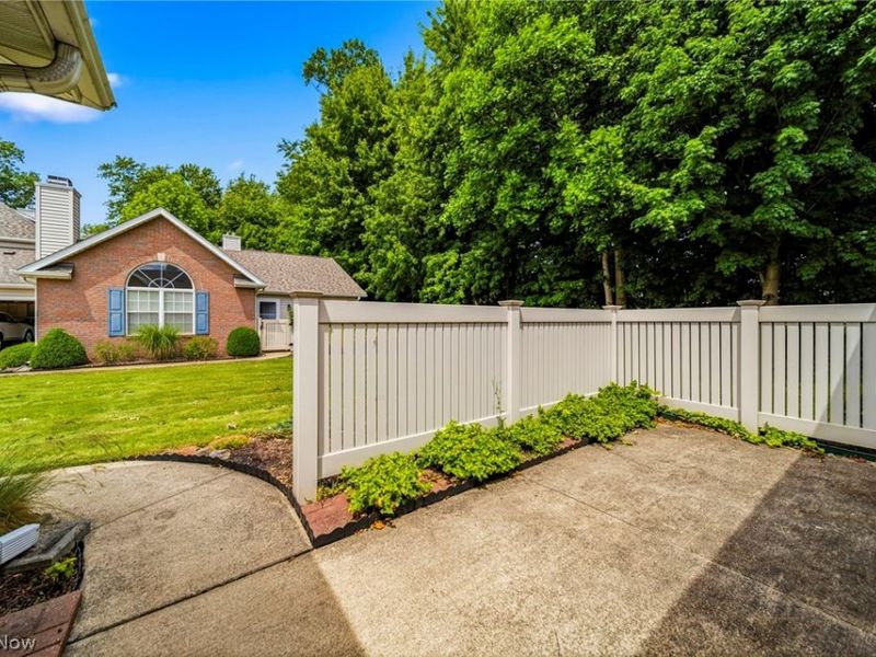 7576 Monterey Bay Drive, Unit 5, Mentor on the Lake, OH 44060 Photo 29