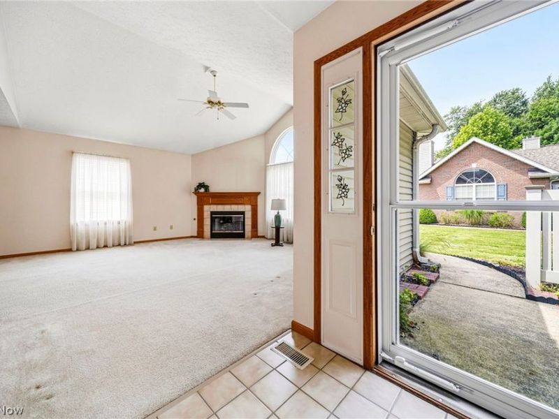 7576 Monterey Bay Drive, Unit 5, Mentor on the Lake, OH 44060 Photo 6