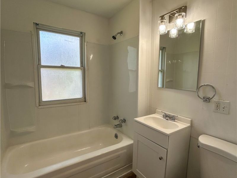 3415 E 113th Street, Cleveland, OH 44104 Photo 26