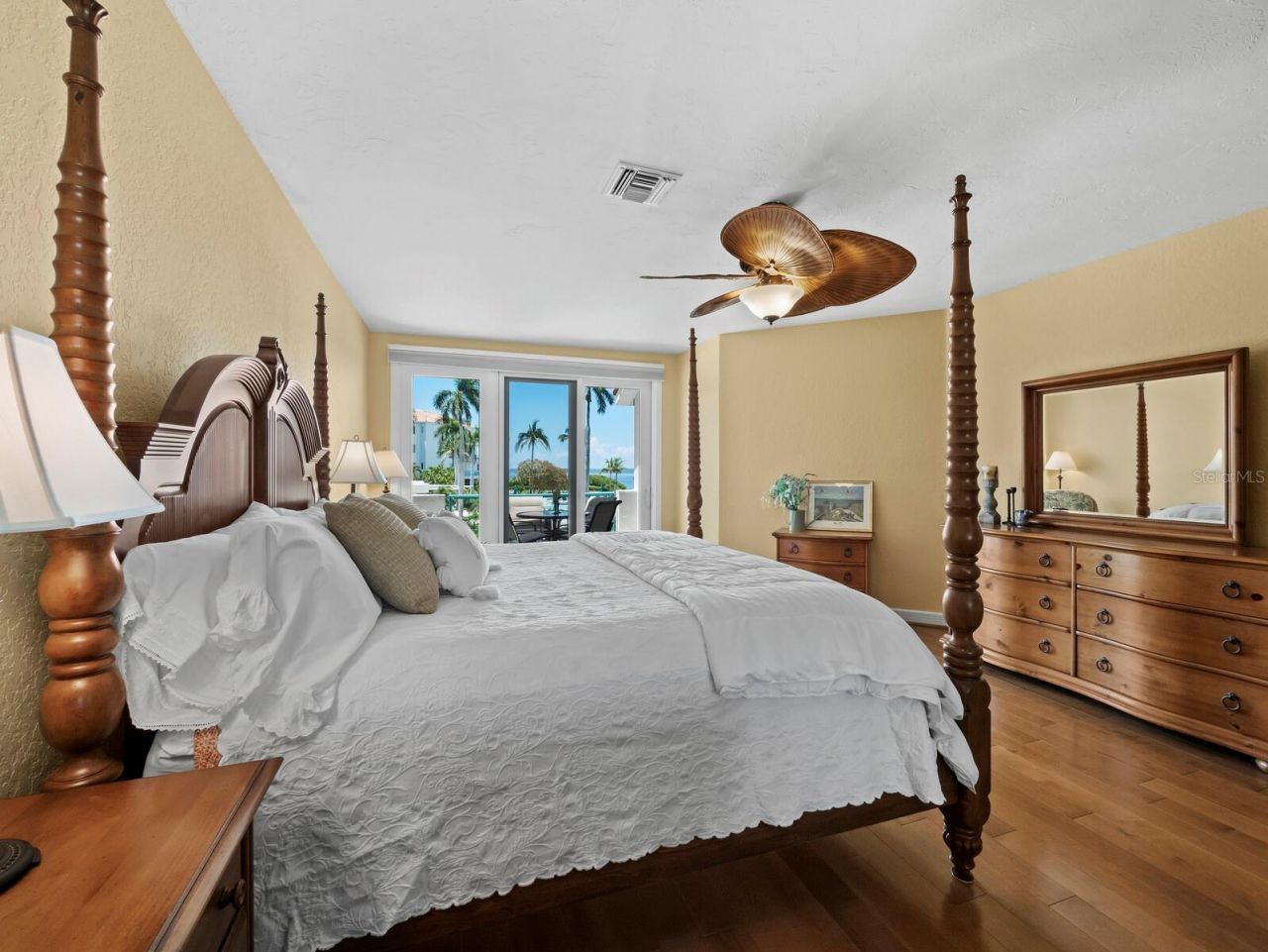 350 Gulf Of Mexico Drive, Unit 213, Longboat Key, FL 34228 Photo