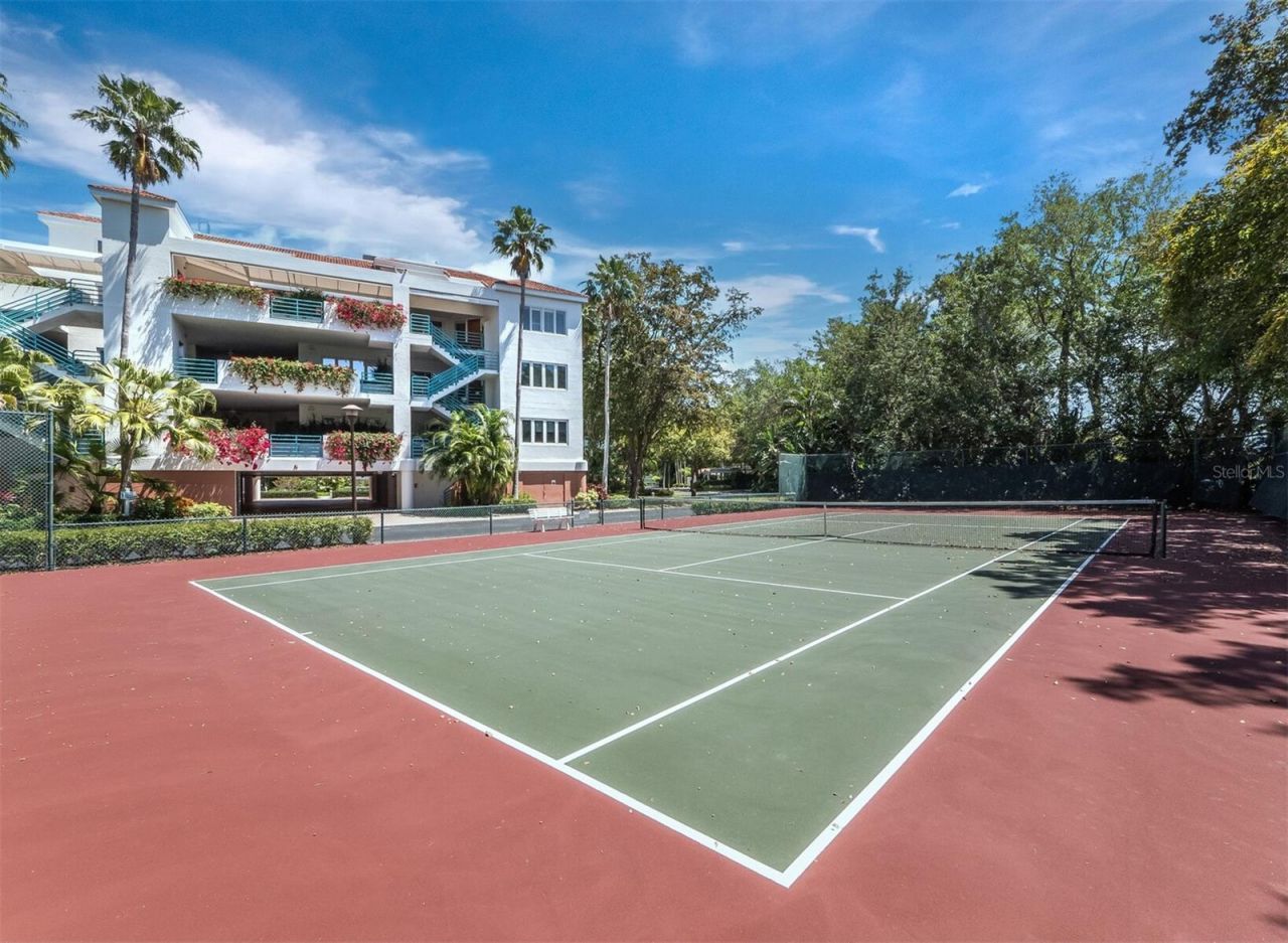 350 Gulf Of Mexico Drive, Unit 213, Longboat Key, FL 34228 Photo
