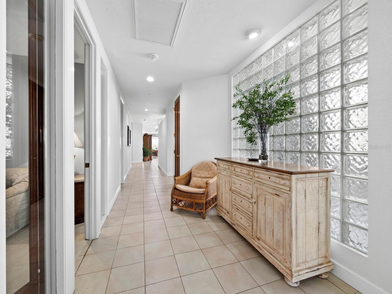 350 Gulf Of Mexico Drive, Unit 213, Longboat Key, FL 34228 Photo