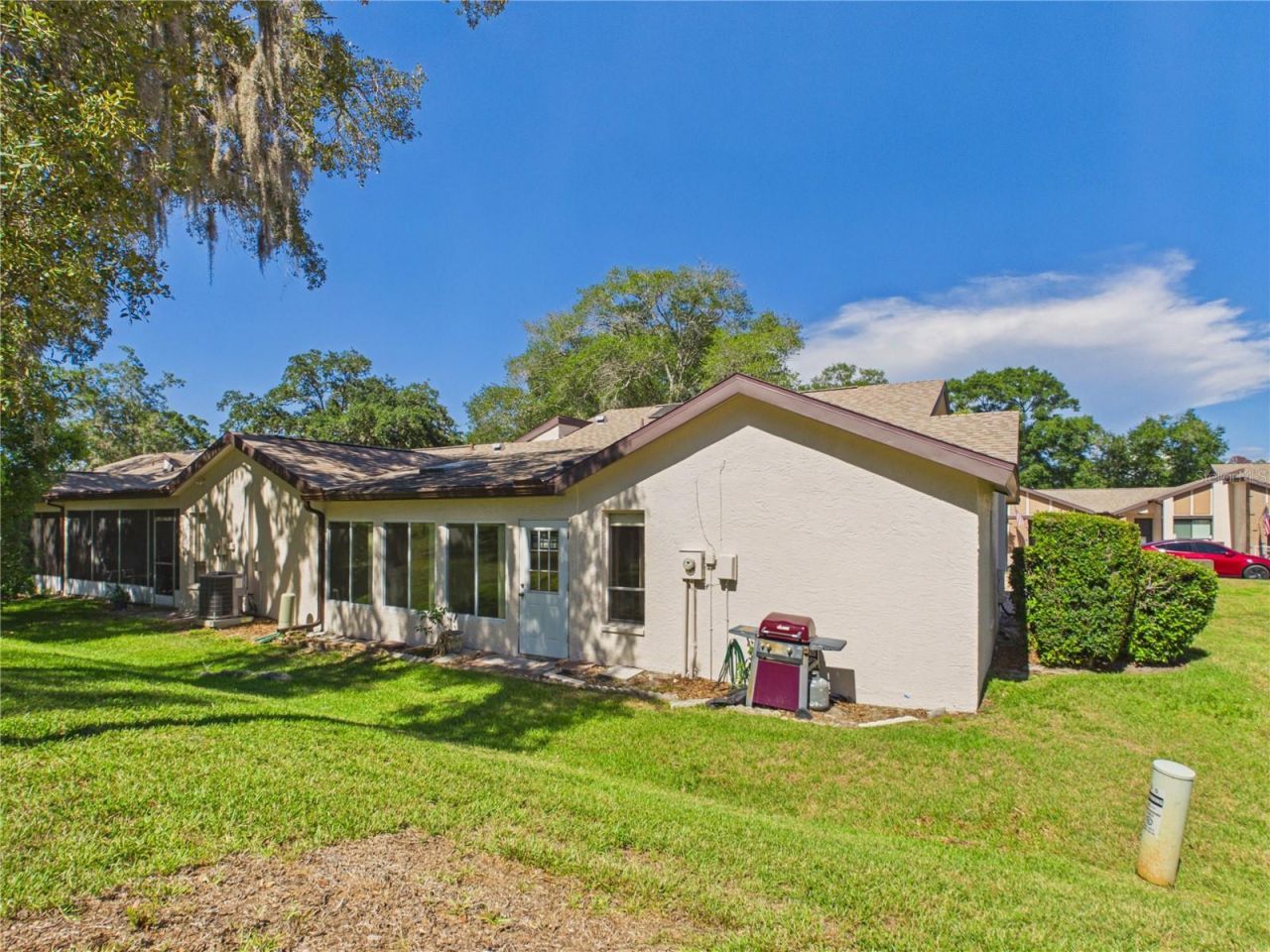 7511 Heather Walk Drive, Weeki Wachee, FL 34613 Photo