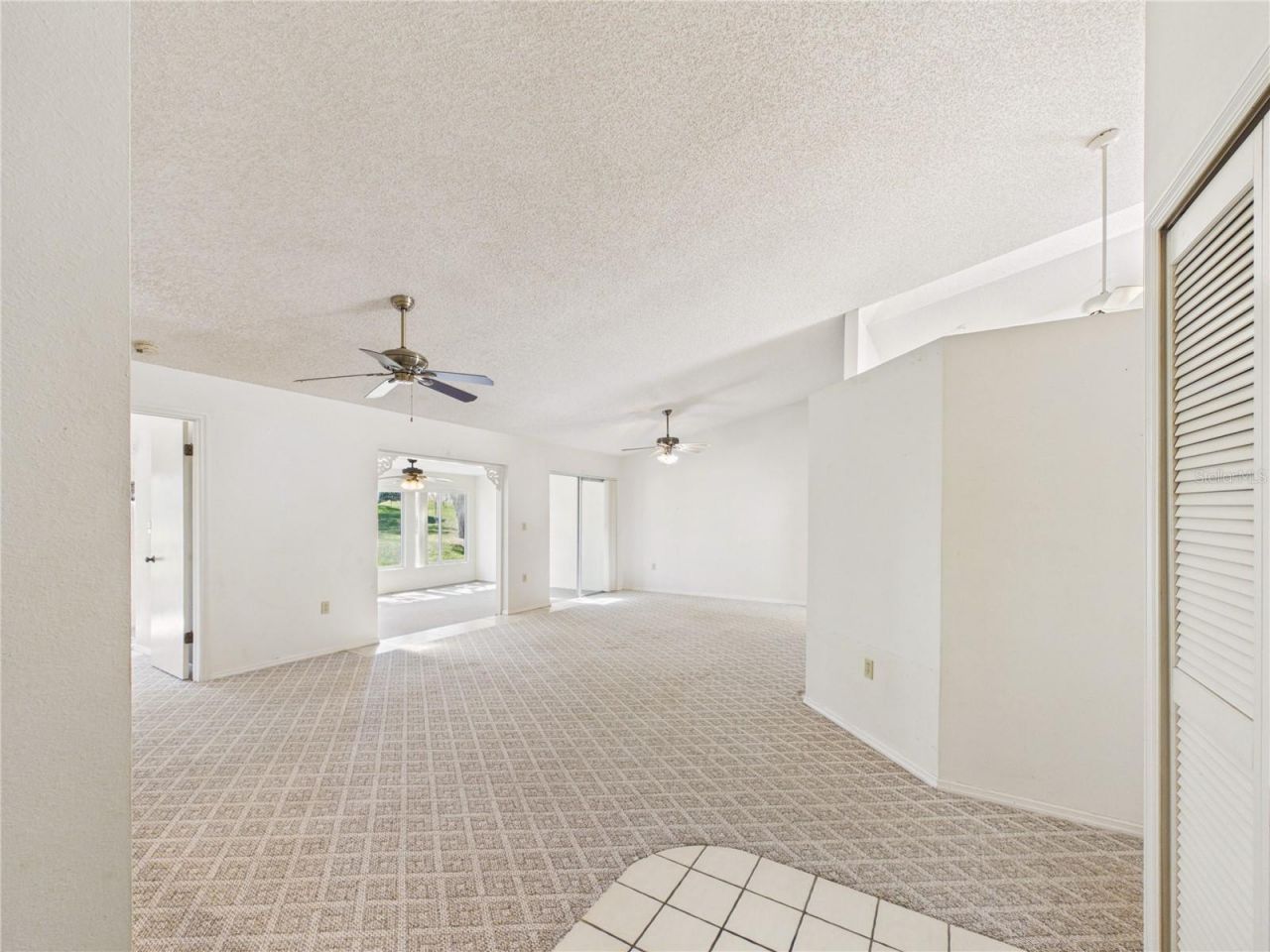 7511 Heather Walk Drive, Weeki Wachee, FL 34613 Photo