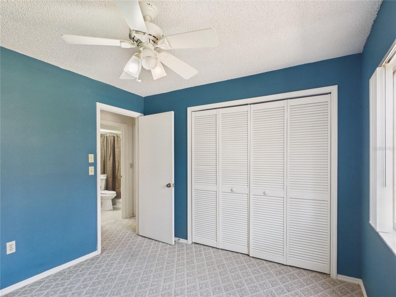 7511 Heather Walk Drive, Weeki Wachee, FL 34613 Photo