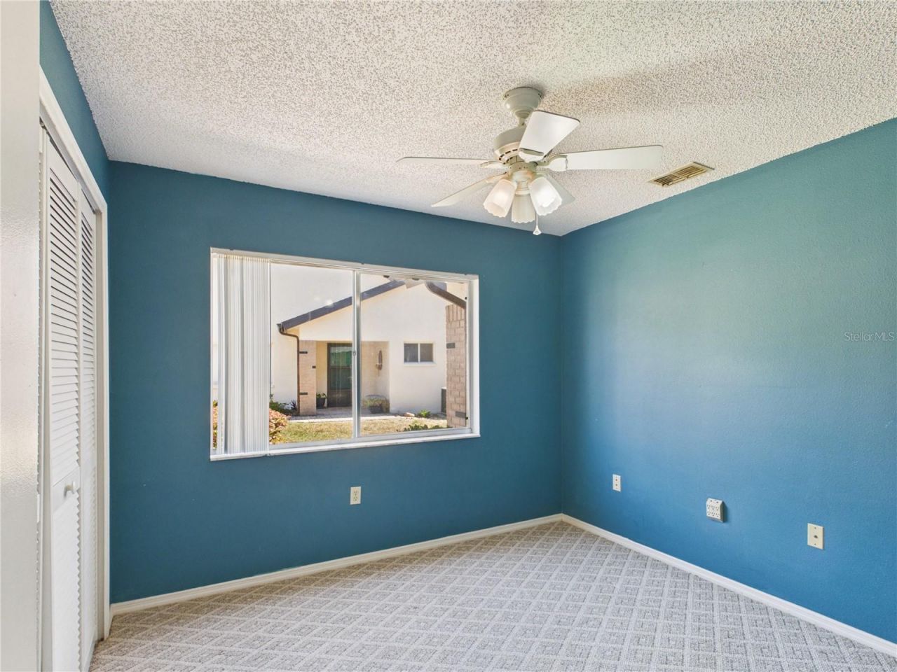 7511 Heather Walk Drive, Weeki Wachee, FL 34613 Photo