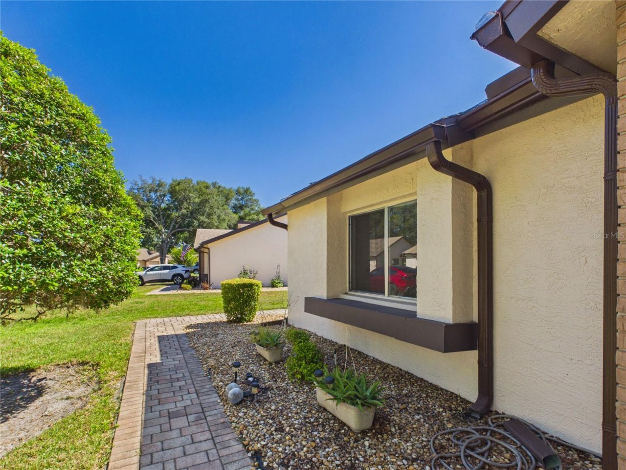 7511 Heather Walk Drive, Weeki Wachee, FL 34613 Photo