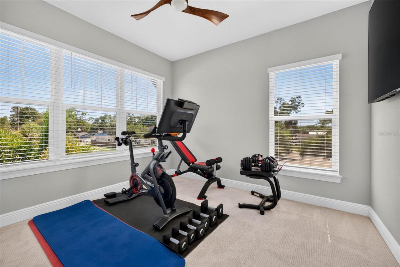 293 18th Avenue S, Saint Petersburg, FL 33705 Photo