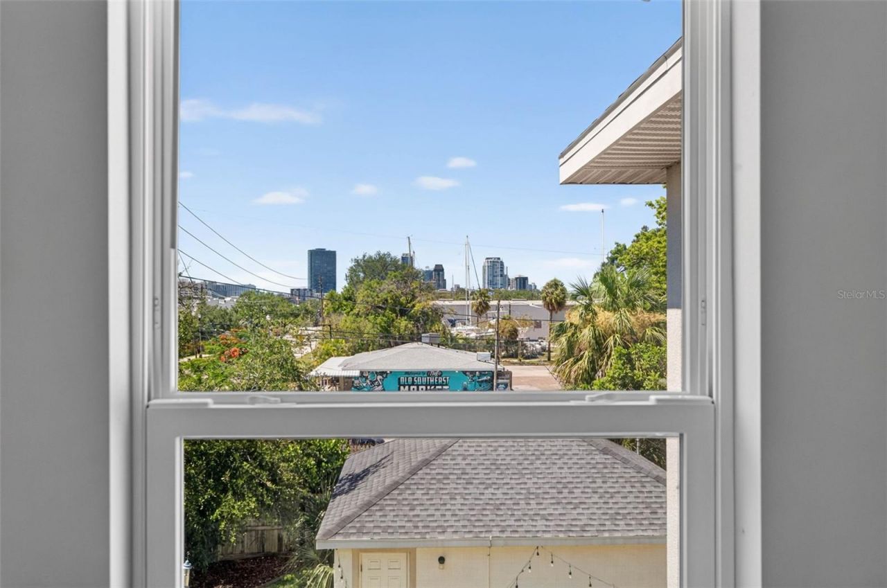 293 18th Avenue S, Saint Petersburg, FL 33705 Photo