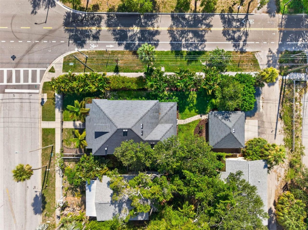 293 18th Avenue S, Saint Petersburg, FL 33705 Photo