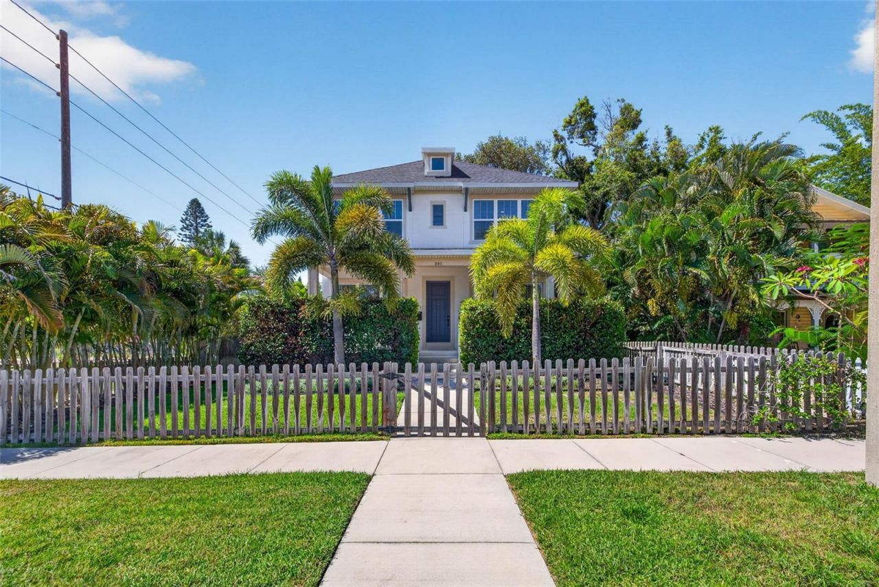 293 18th Avenue S, Saint Petersburg, FL 33705 Photo