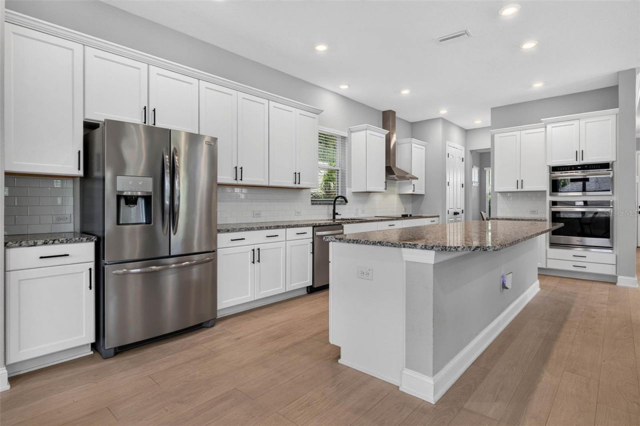 293 18th Avenue S, Saint Petersburg, FL 33705 Photo