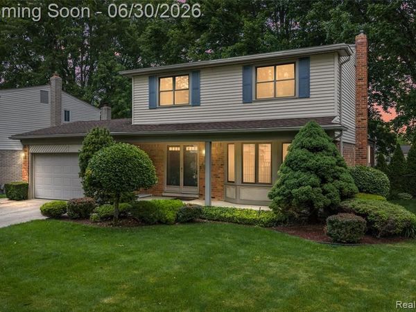 34062 Inverarry Court, Sterling Heights, MI 48312