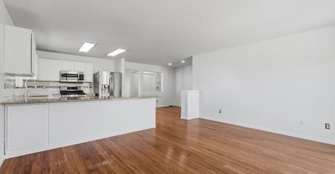 4043 Kings Row, Reno, NV 89503 Photo