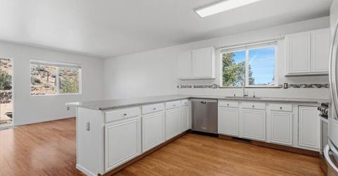 4043 Kings Row, Reno, NV 89503 Photo