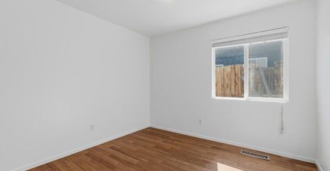 4043 Kings Row, Reno, NV 89503 Photo