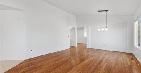 4043 Kings Row, Reno, NV 89503 Photo