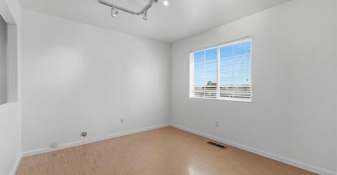 4043 Kings Row, Reno, NV 89503 Photo