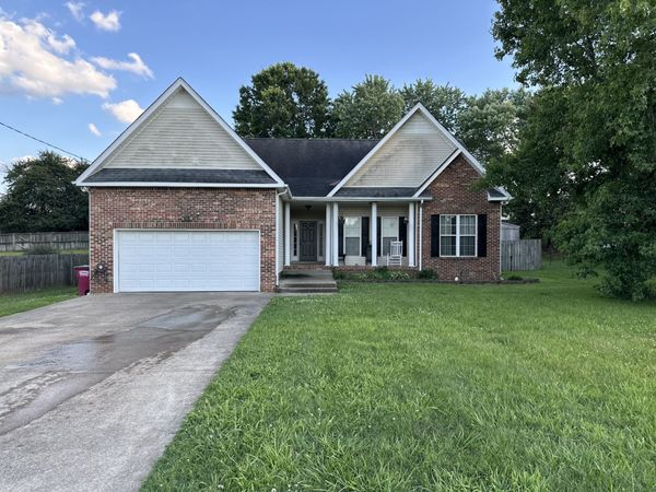 3116 Buckshot Dr , Clarksville, TN 37043