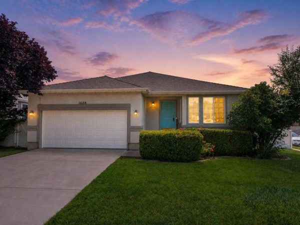 1608 N ST ANDREWS DR W, Farmington, UT 84025