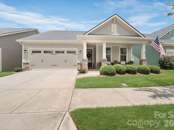 151 Johnson Manor Street, Mooresville, NC 28115