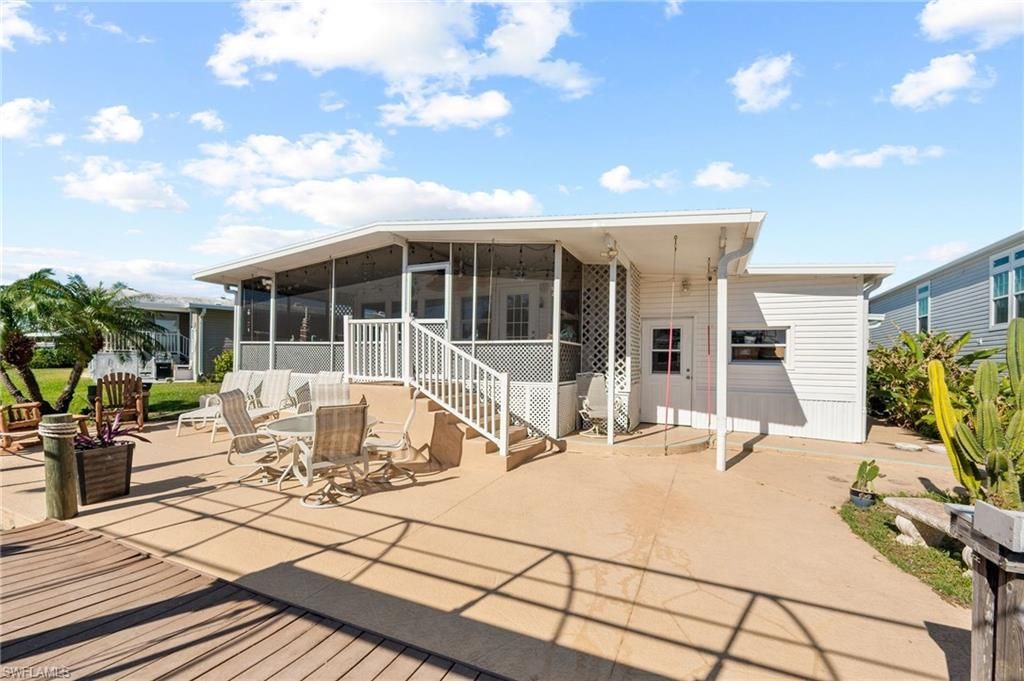 204 Sun Cir , Fort Myers, FL 33905 Photo