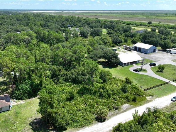 7654 20th PL , LABELLE, FL 33935