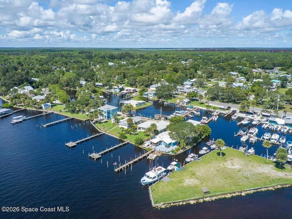 3965 Canal Drive , Sebastian, FL 32976 Photo
