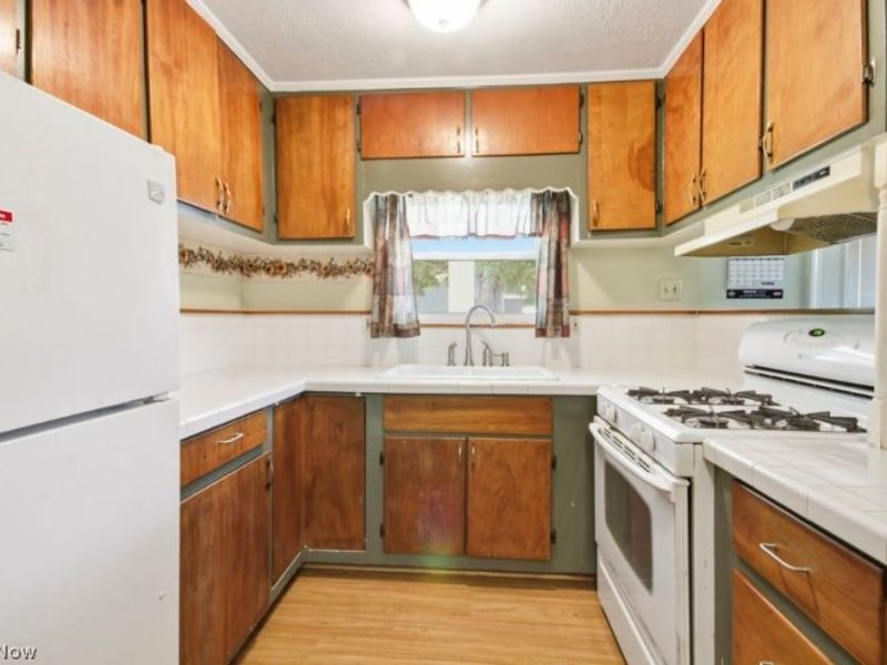 225 Union Street, Washingtonville, OH 44490 Photo 8