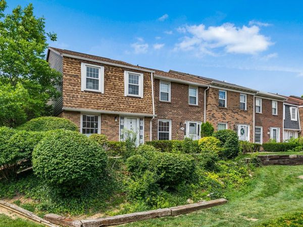 486 Clairbrook Avenue , Columbus, OH 43228