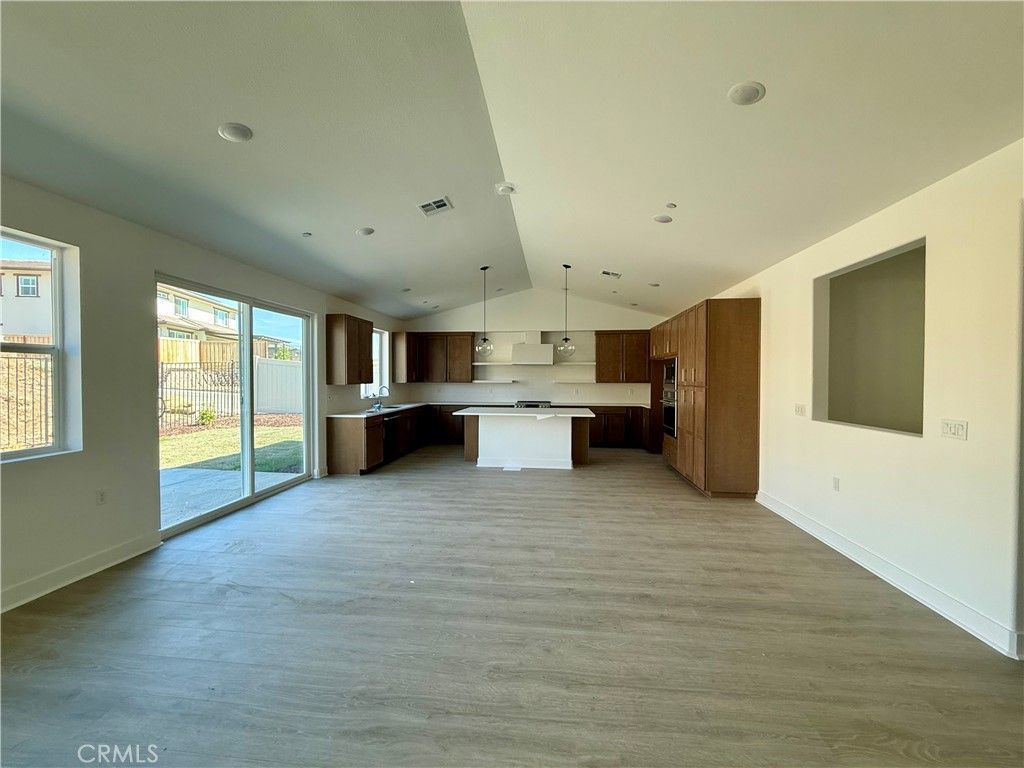 8111 Cottonwood Drive, Friant, CA 93626 Main Photo