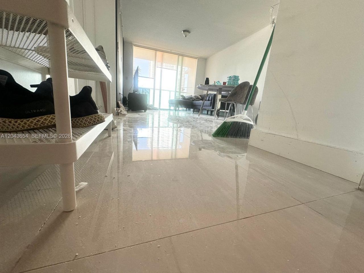 31 SE 5th , Unit 1203, Miami, FL 33131 Photo