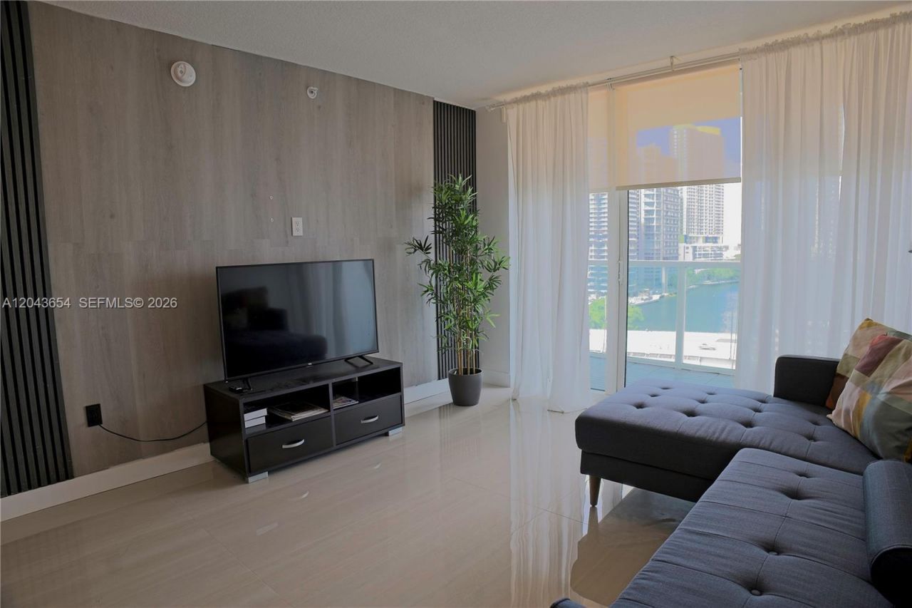 31 SE 5th, Unit 1203, Miami, FL 33131 Photo