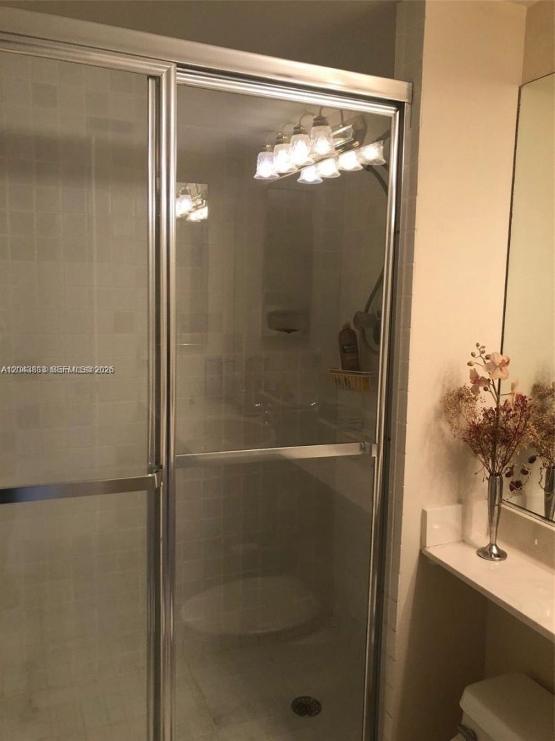 2000 Towerside Ter , Unit 905, Miami, FL 33138 Photo