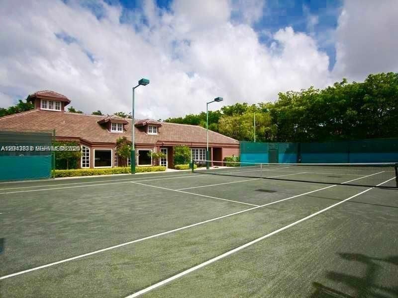 2000 Towerside Ter , Unit 905, Miami, FL 33138 Photo