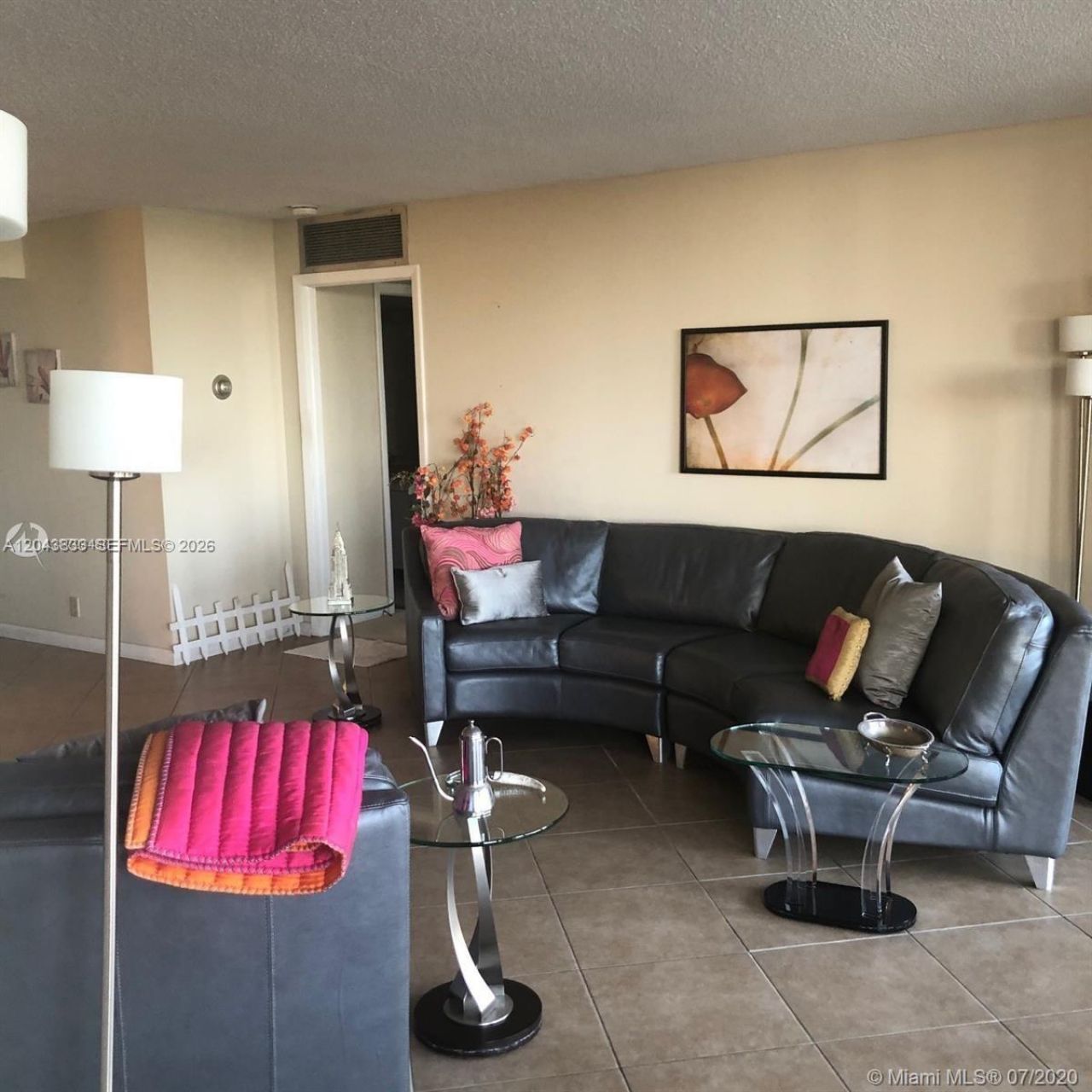 2000 Towerside Ter , Unit 905, Miami, FL 33138 Photo