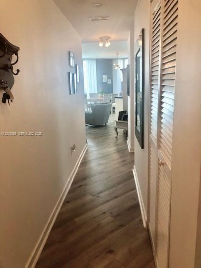 1111 SW 1st Ave , Unit 3225, Miami, FL 33130 Photo