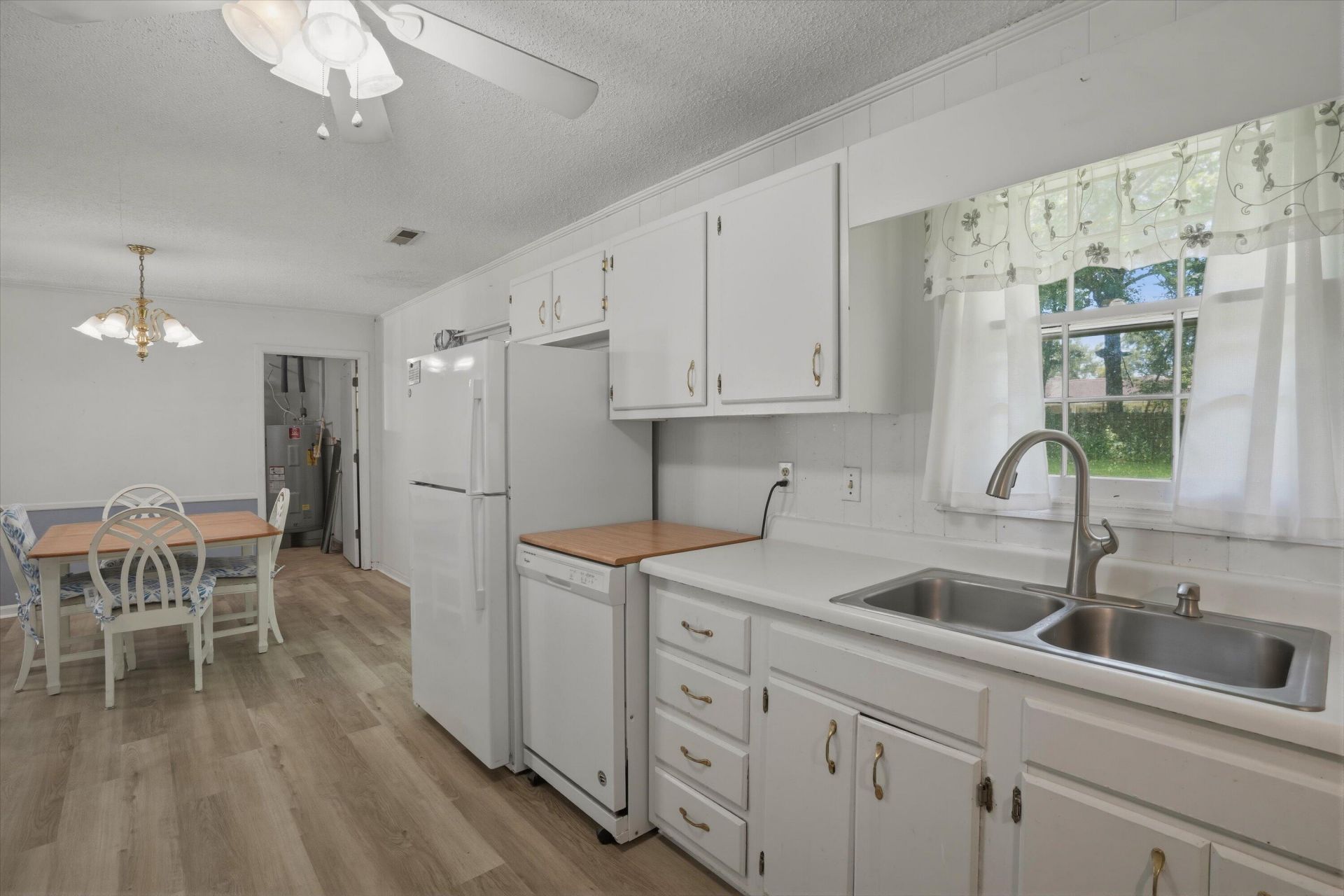 227 Farm Road Photo 11