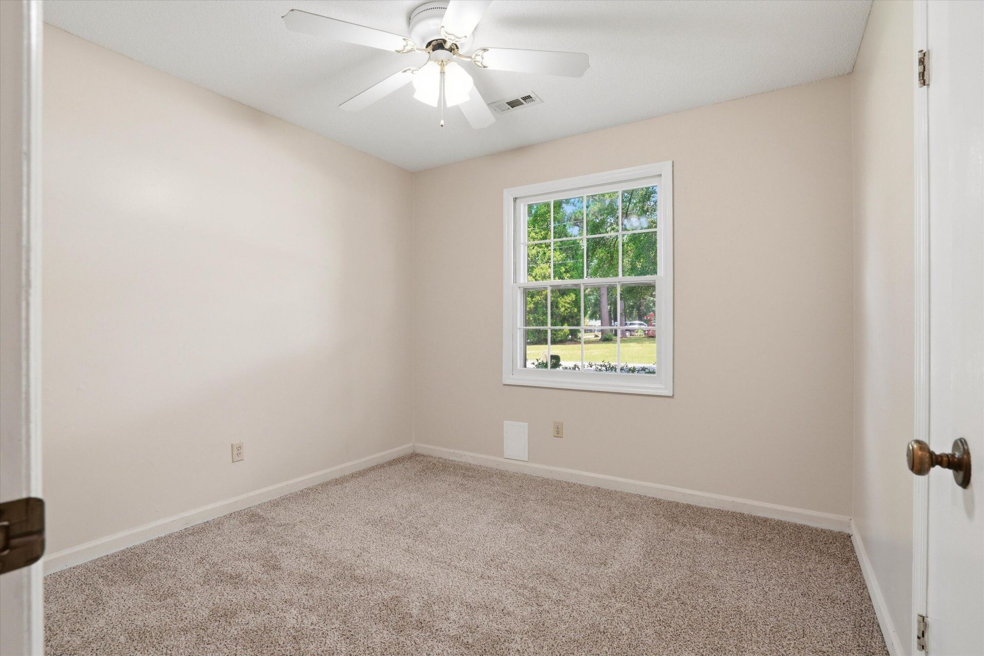 227 Farm Road Photo 20