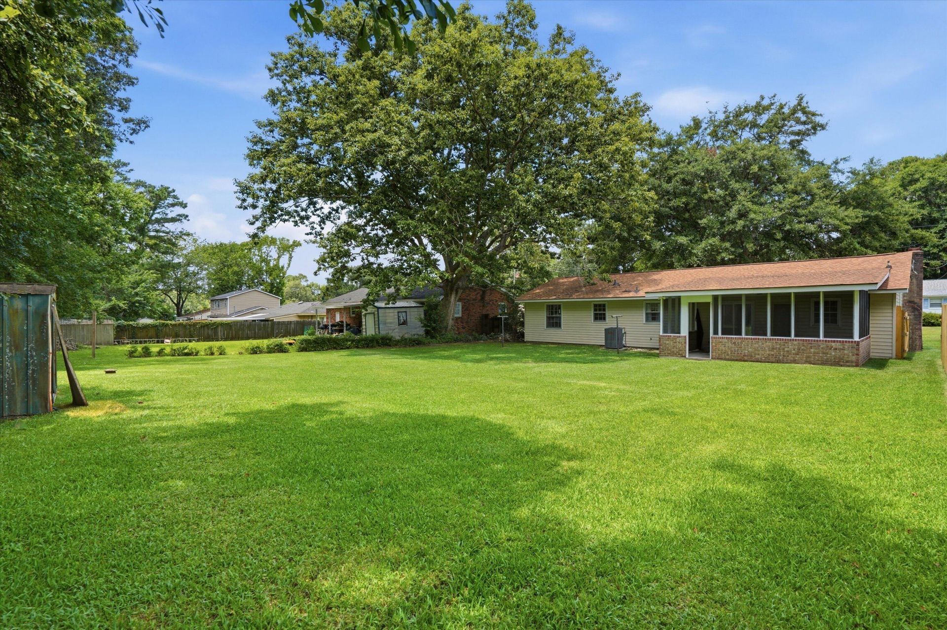 227 Farm Road Photo 28